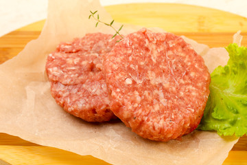 Raw cutlet