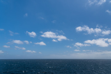 Fototapeta premium sea and blue sky