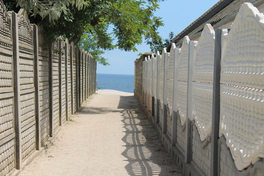 walkway to the beach