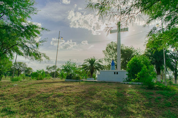 Monumento a Virgen