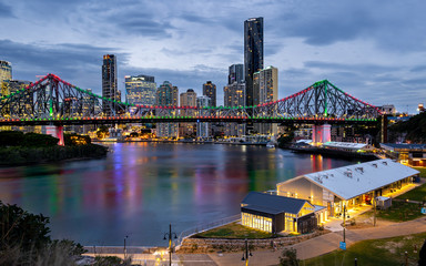 Obraz premium Howard Smith Wharf precinct on the Brisbane River