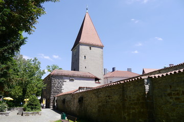 Fototapeta na wymiar Vilstor an der Stadtmauer in Amberg