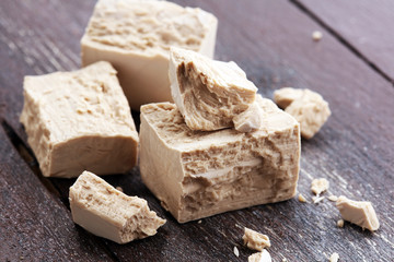 Dry yeast crumbled and yeast block for baking