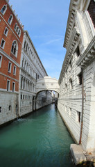 Fototapeta na wymiar famous Bridge of Sighs in Venice Italy