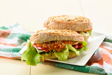 sandwich with chicken strips