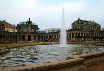 Fototapeta na wymiar The famous Zwinger Palace with fountain in Dresden, Saxony, Germany