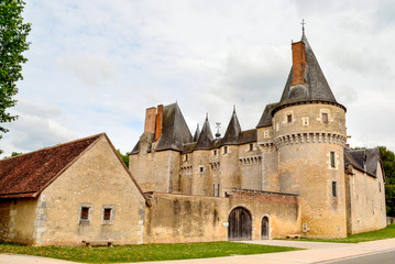 Fototapeta na wymiar Chateau in Loire Valley