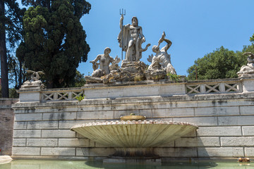 Fototapeta na wymiar Amazing view to Fountain of Neptune at Piazza del Popolo in city of Rome, Italy