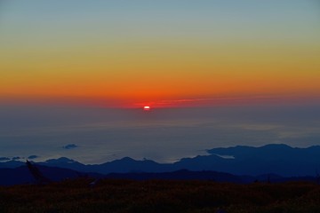 大台ケ原山正木峠から見る熊野灘の夜明け