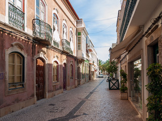 eine Gasse in Faro