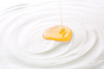 ヨーグルトとハチミツ