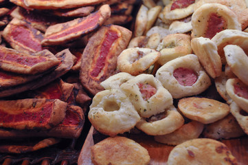 pizzette (small pizza) baked food