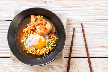 Korean instant noodles with kimchi and egg