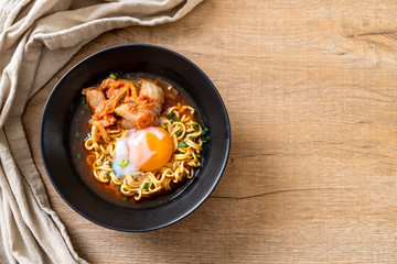 Korean instant noodles with kimchi and egg