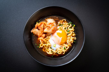 Korean instant noodles with kimchi and egg