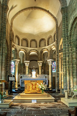 Fototapeta na wymiar Saint Gildas de Rhuys. la nef de l'abbaye. Morbihan. Bretagne
