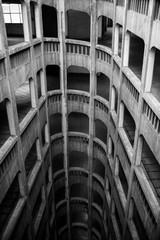 Garage h&eacute;lico&iuml;dal