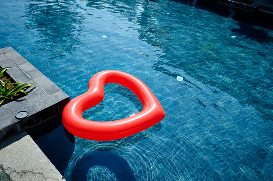 Heart Shape Float Ring 