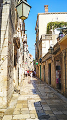 Calle y edificios de Dubrovnik, Croacia, Europa