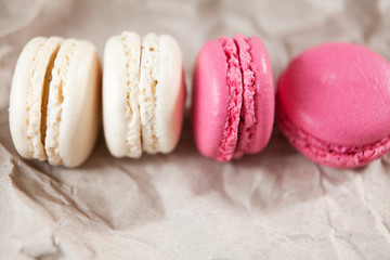 macaron vanille et fruits rouge