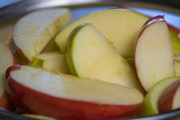 Apple slices