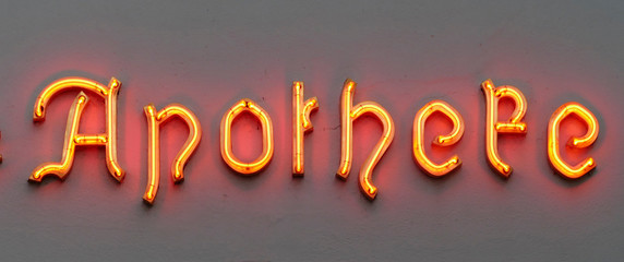 Apothekenschild © detailfoto