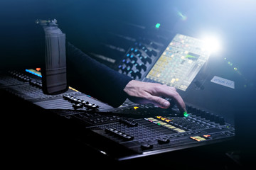 console son concert musique main spectacle