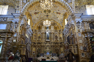 Fototapeta na wymiar Église Acatepec Puebla Mexique - Colourful Church Acatepec Mexico