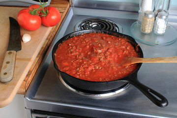 Making Spaghetti Sauce in Cast Iron Skillet