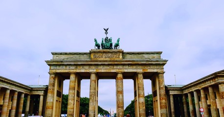 brandenburg gate in berlin