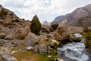 Fototapeta na wymiar Tajikistan mountain Beautiful, Fann mountain, Kulikalon lakes
