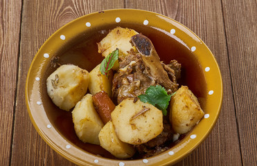 Greek lamb kleftiko with potatoes