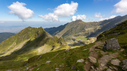 Obraz premium The steep Fagaras mountains in Romania on a sunny summer day