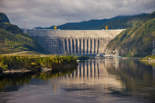 Sayano-Shushenskaya HPP in summer