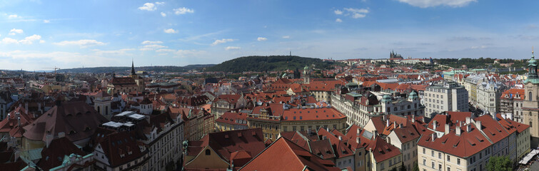 Fototapeta na wymiar Panorama über Prag, Tschechische Republik