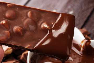 Melting chocolate, melted delicious chocolate for praline icing confectionery