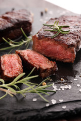 Bifteck de faux-filet barbecue ou rumsteck - Steak d& 39 entrecôte Wagyu vieilli à sec