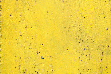 黄色のペイントの色むら