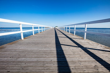 Obraz premium drewniane molo nad morzem