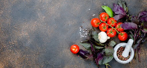 tomatoes, basil and peper spice