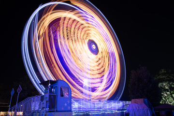 みろくの里　遊園地の光