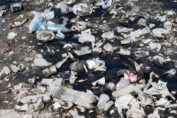 Oil spill and garbage