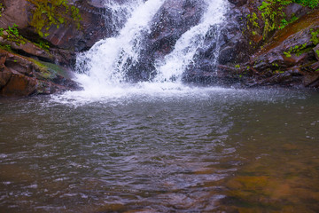 Fototapeta na wymiar Natural waterfall scenery