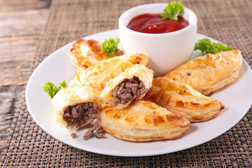 empanada with beef