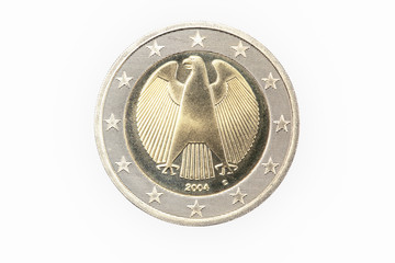 Euro Münze 2004 Deutschland 2 Euro Rückseite auf weißem Hintergrund