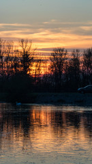 Smartphone HD Wallpaper of beautiful sunset with reflections near Plattling  - Isar - Bavaria -...