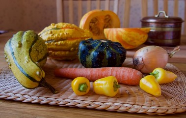 Obraz na płótnie Canvas autumn food raw vegetables