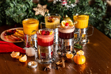 Fototapeta na wymiar winter drinks with berries