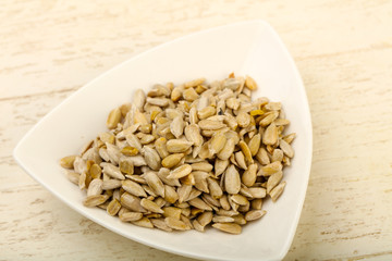 Peeled sunflower seeds