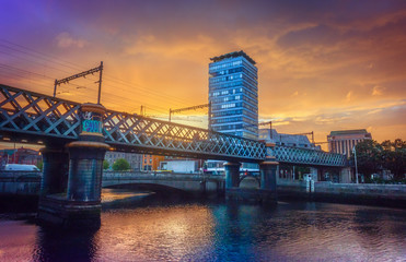Obraz premium Zachód słońca w Dublinie